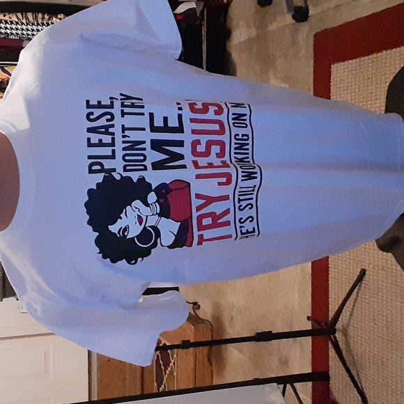 Tee Shirt - Picture 2 of 6